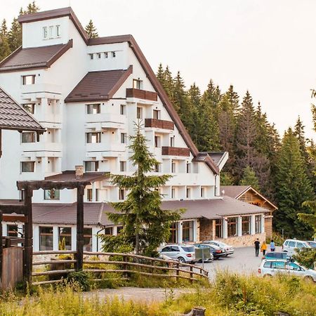 Hotel Alpin Rarau Câmpulung Moldovenesc Esterno foto