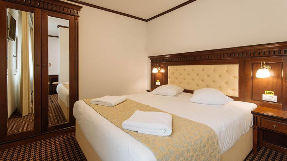 Hotel Alpin Rarau Câmpulung Moldovenesc Esterno foto
